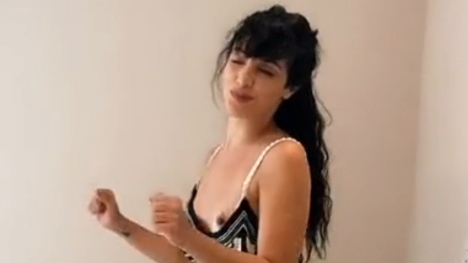 Nipslip tiktok brazilian dancer